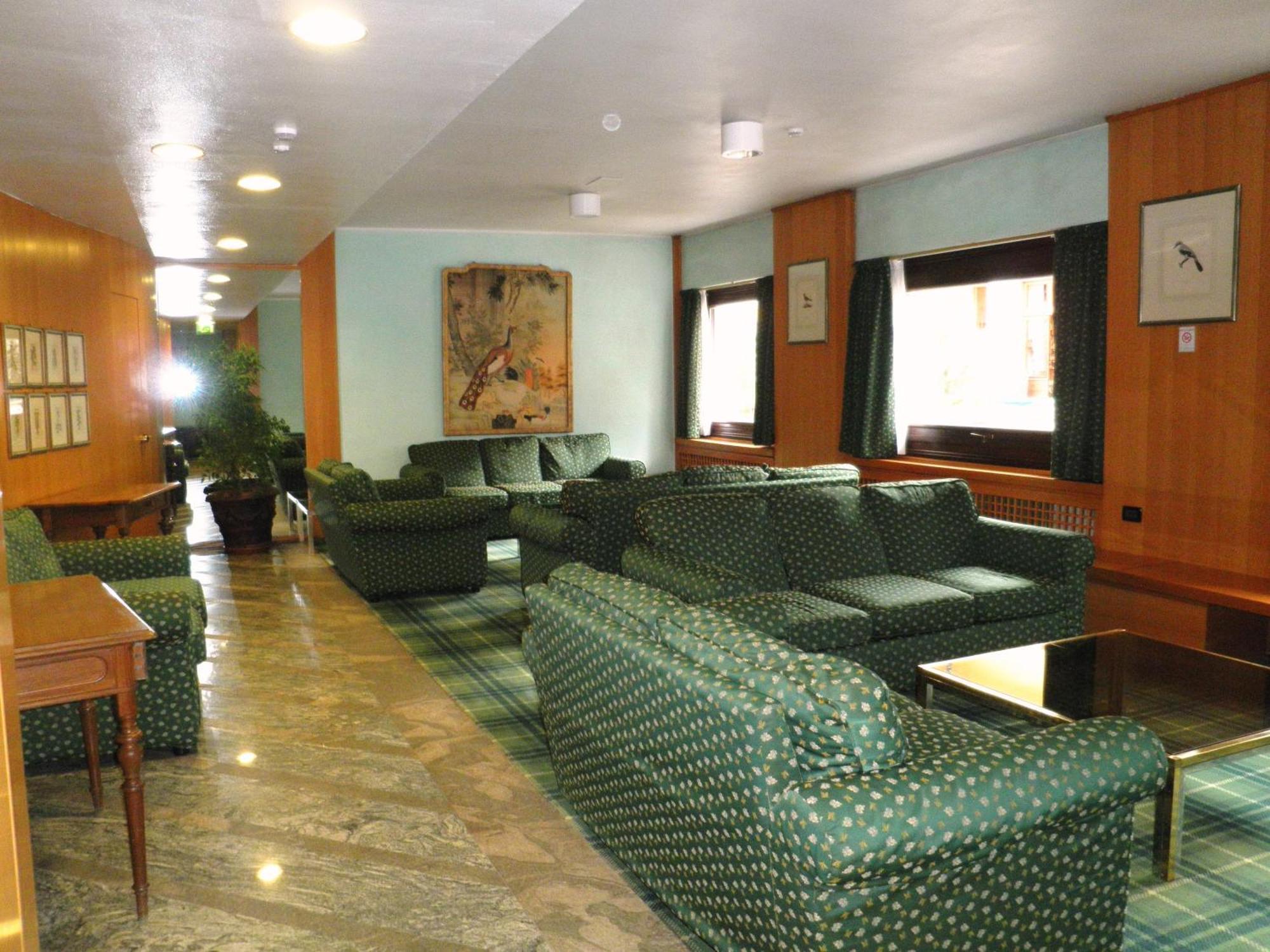 Residence Hotel Sport Campiglio Madonna Esterno foto